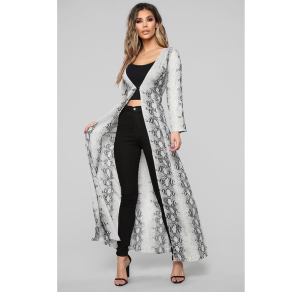 Fashion Nova Tops - Fashion Nova Snakeskin Top